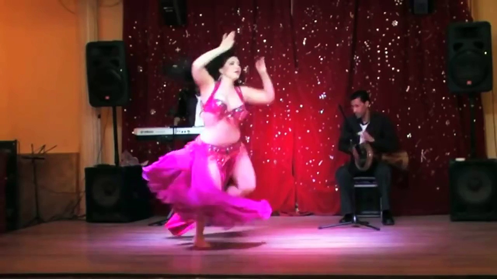 مش صافيناز .رقص شرقي مصري .Hot Belly Dance