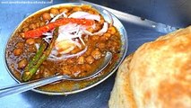 Chhole Bhature Indian Fast Food | Delhi Style North Indian Food Cooking Video-6