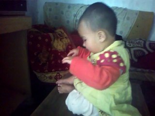 song amzing dance by 1 year old baby