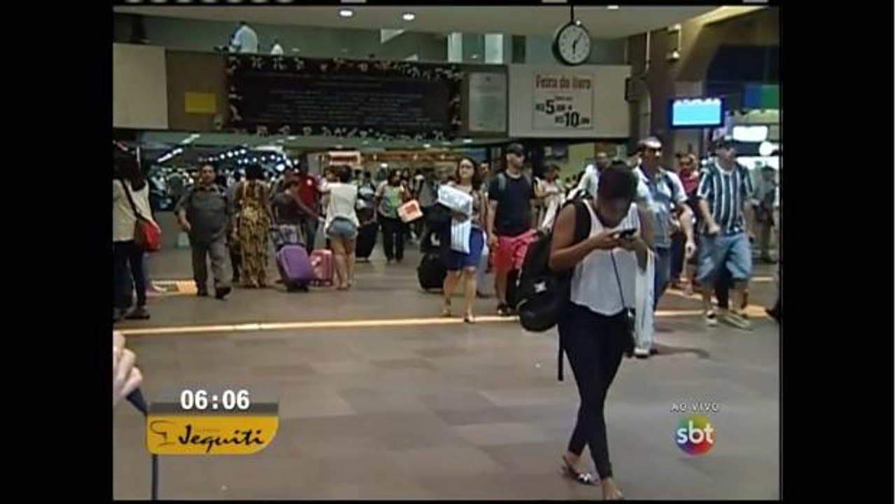 Véspera de Natal deixa rodoviárias movimentadas