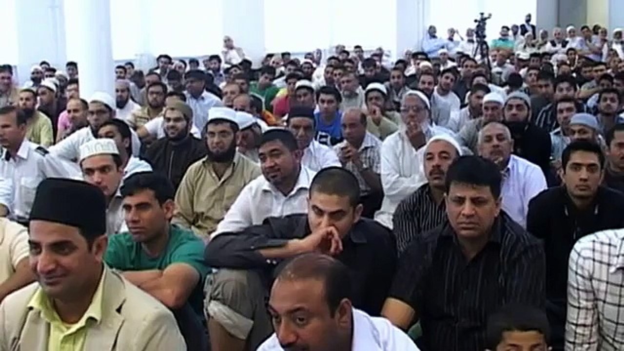 Molana Tariq Jameel - Lecture in Oslo_ Norway 2010 - Part 11