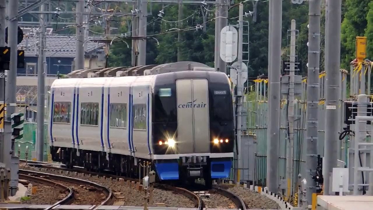 名鉄布袋駅2300系ＭHハーフで通過