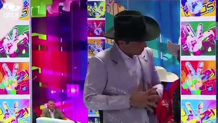 Miguel cantó ‘El aventurero’ de Paco Miguel LVK Colombia Audiciones a ciegas T1