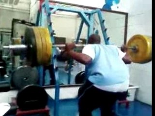 g-nes squat 130kg