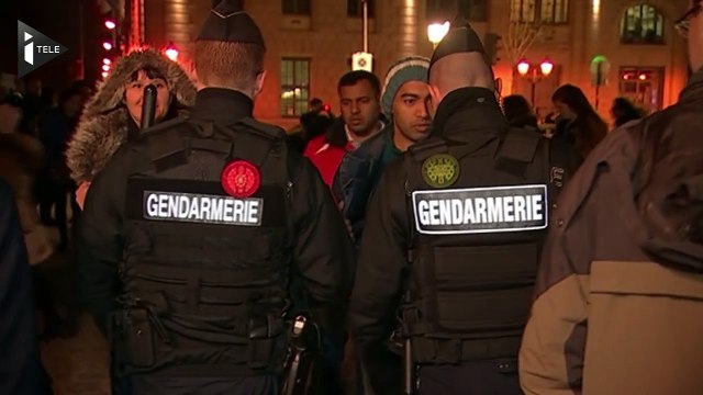 La messe de Noël sous haute surveillance à Notre-Dame de Paris