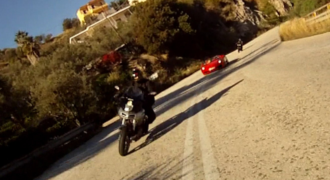Moto Volta Vs Ferrari F430 - 19/12/2015