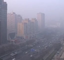 Смог над Пекином- содержание вредных веществ в воздухе превышено в 22 раза