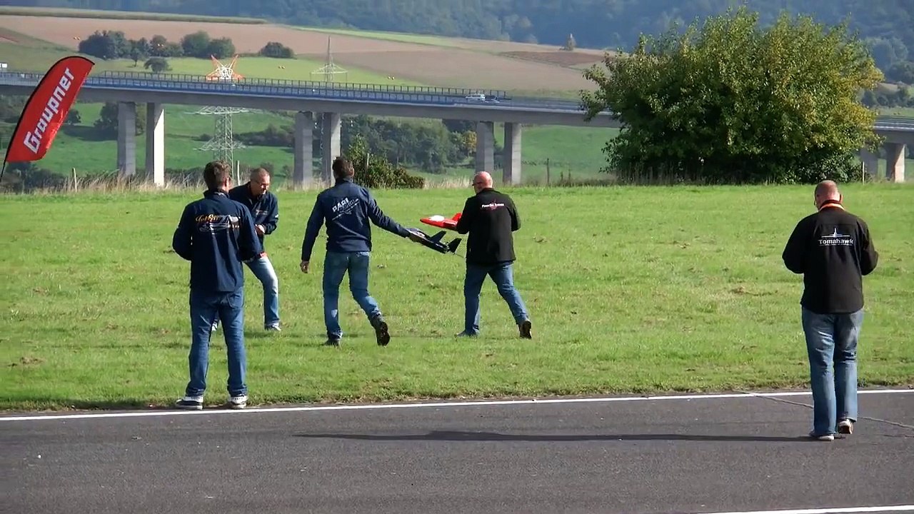 400 KMH 248 MPH RC TURBINE KOLIBRIJET RC MINIJETS FULL DISPLAY FLIGHT DEMO / Jetpower Mess