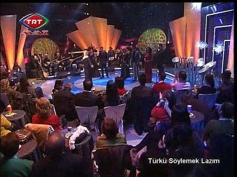 EMİNE ATA - DEGMEN BENİM GAMLI YASLI GÖNLÜME