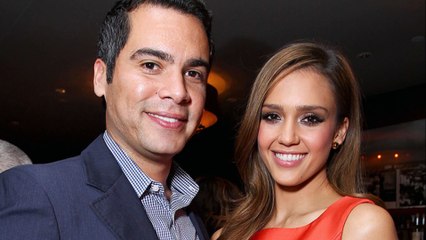 Jessica Alba Married with  hr Fan(Cash Warren)