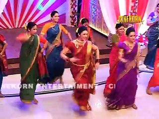 Yeh Hai Mohabbatein - Ishita gets a clue about the informer - Episode - 25th December 2015