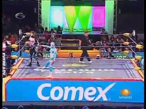 01 Los Mini Vipers vs. Mascarita Divina & Octagoncito