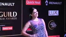 Sunny Leone Hot Cleavage _ Star Guild Awards 2015