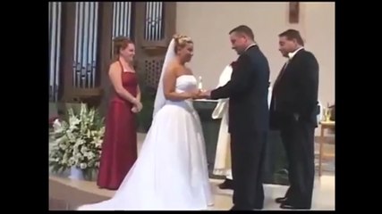 Video Gracioso Miraa!! lo que Pasa en plena Boda