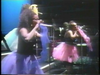 Madonna - True Blue - '87 Who's That Girl Tour in Japan