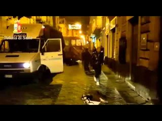 Adrano (CT) - Tentato furto del bancomat, arrestati (25.12.15)