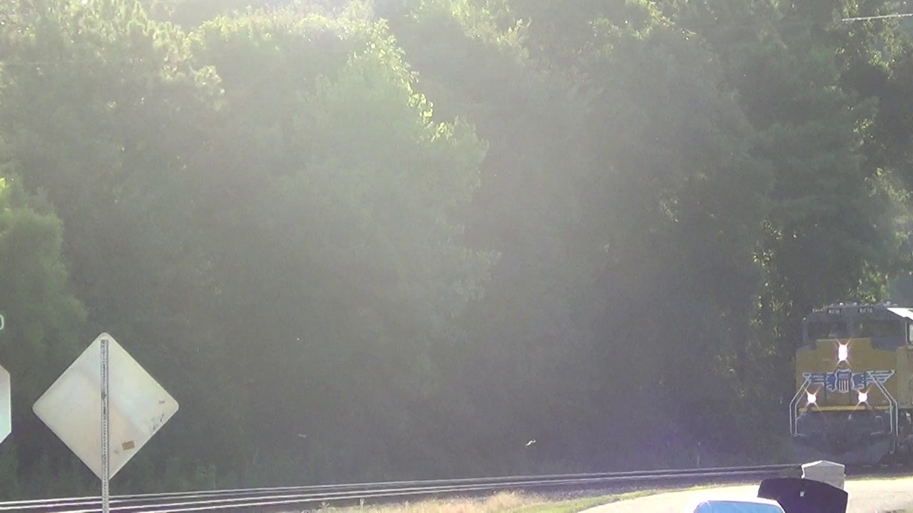 8-26-14 705 PM UP power leads NS 295 SB throuigh Austell Ga.