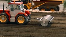 RC SCALE 1:8 MODEL TRACTOR WITH ROLLER AT WORK AMAZING !!! / Faszination Modellbau 2015