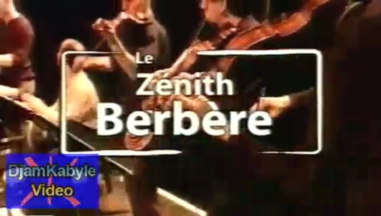 Zénith Berbere 2004"Medley Matoub Lounes"Arezki Baroudi