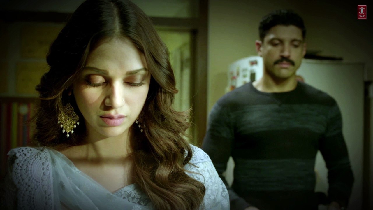 'Tu Mere Paas' LYRICAL Video Song | Wazir Movie Songs | Farhan Akhtar, Aditi Rao Hydari |