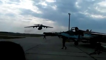 Il pilota punta dritto sulla pista: ecco cosa accade