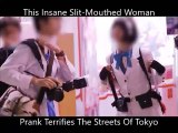 Caméra cachée terrifiante - Une femme cauchemardesque piège les passant au japon