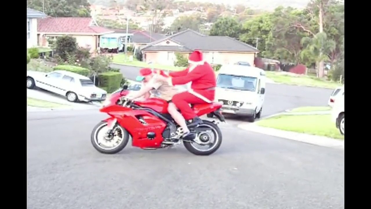 Gamelles de Pères Noel -  FAIL compilation