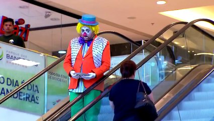 Şakanın suyunu çıkartan Palyaço HD