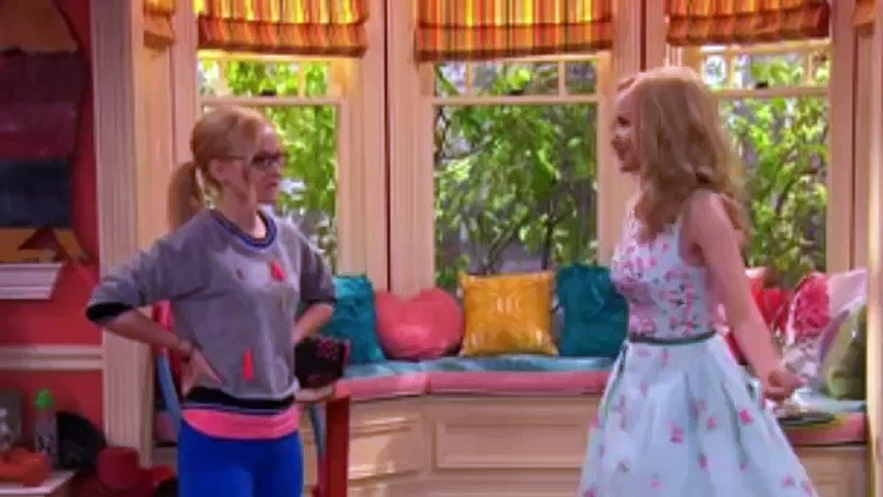 Liv and Maddie - Grandma a Rooney