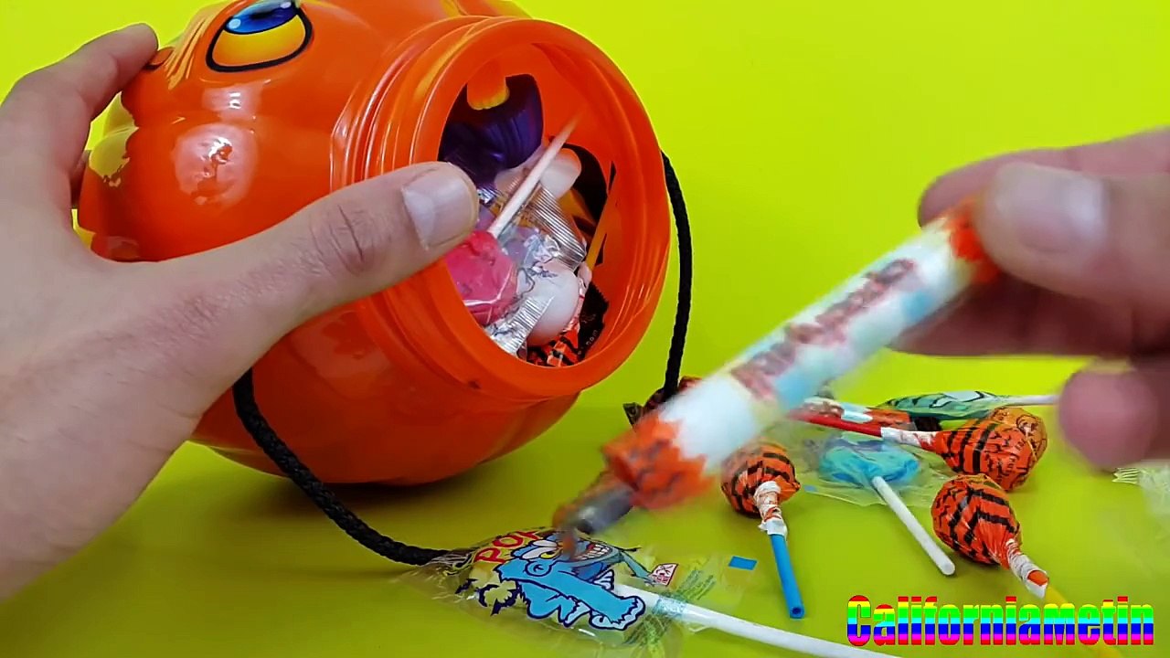 Halloween Candy Surprise Casper Minecraft Spider-Man Venon SpongeBob Mickey Mouse