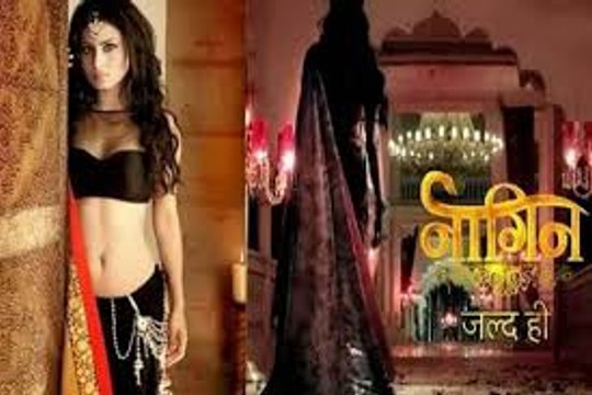 Naagin 26th December 2015 Ritik ne Shivanya ke liye Sajaya Gulabo se Bad Jis se Dari Shivanya
