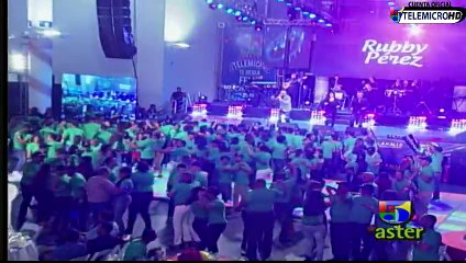 Rubby Perez  Fiesta del Grupo de Medios Telemicro 2015