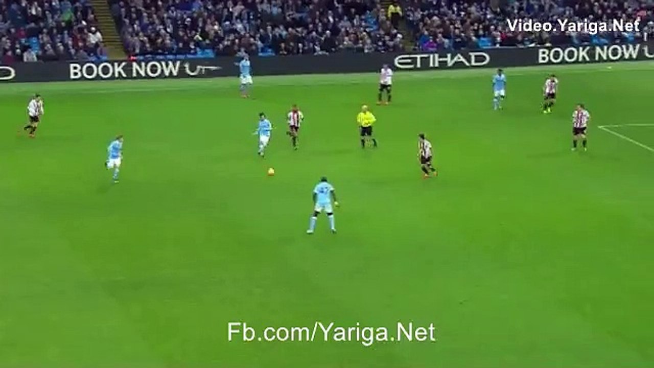 Manchester City 2 - 0 Sunderland Yaya Toure 26/12/2015