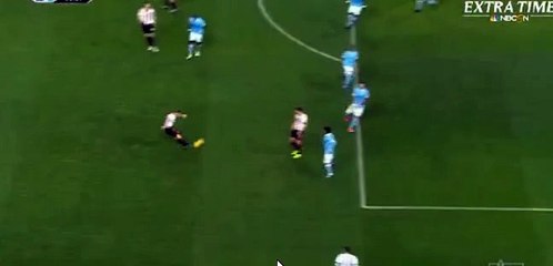 下载视频: Fabio Borini Goal - Manchester City 4 - 1 Sunderland - 26/12/2015