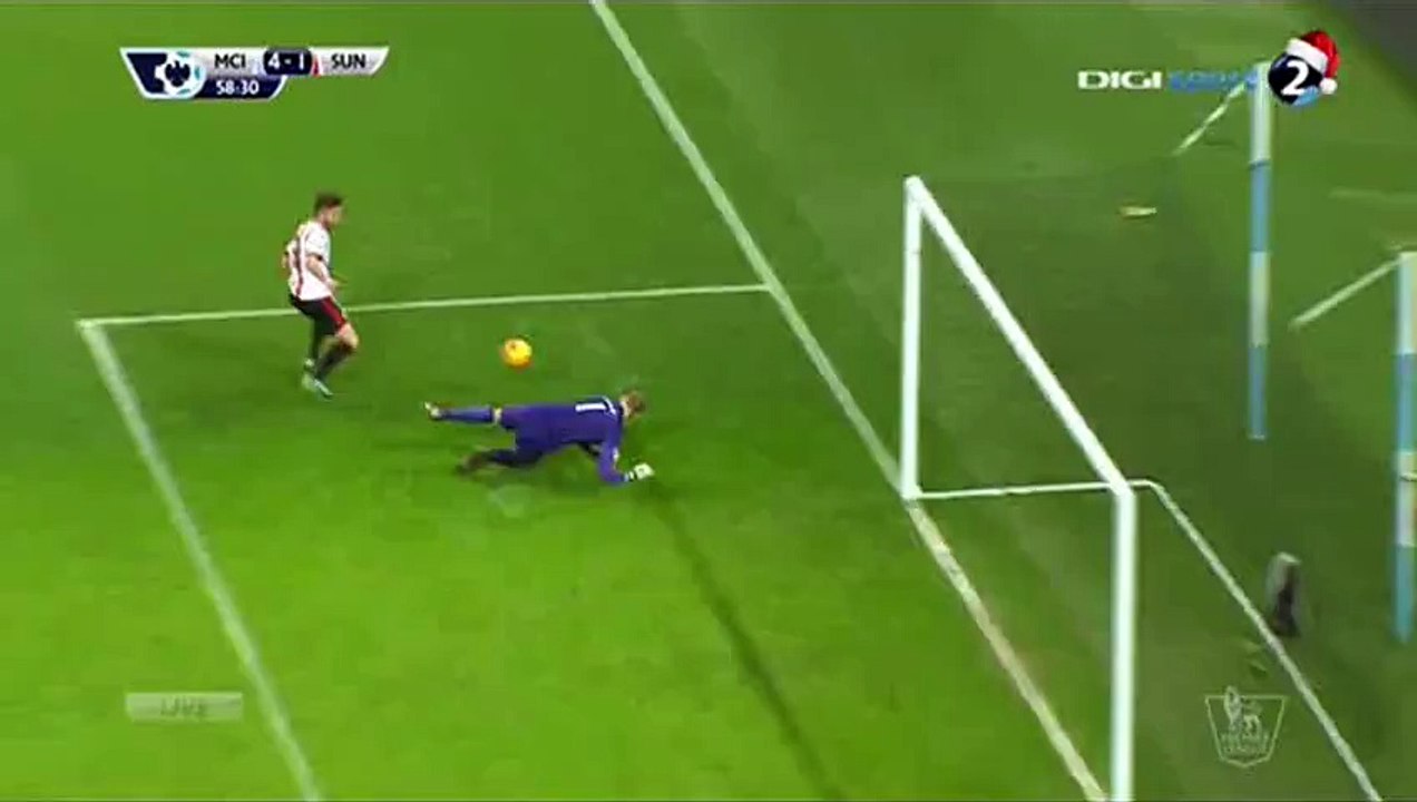 Fabio Borini Goal - Manchester City 4-1 Sunderland - 26-12-2015