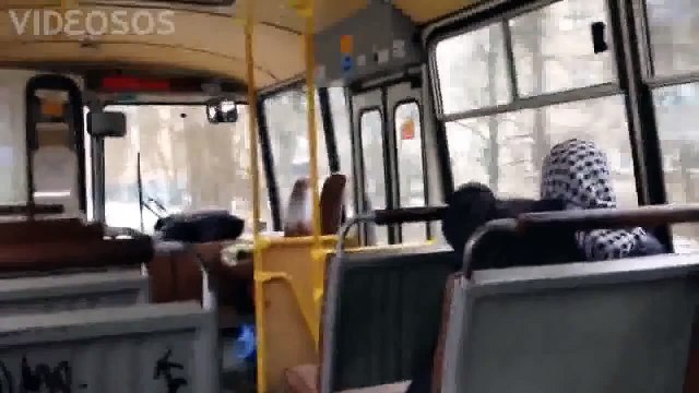 Бабка довела водителя автобуса! Новый прикол