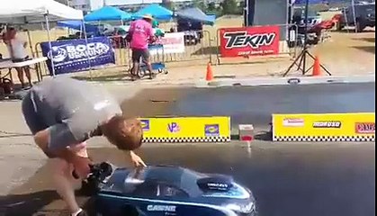 Now that's some badass RC car racing right there!