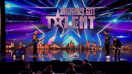 What Jeffrey did next: Stavros gets the backstage goss | Britains Got Talent 2015