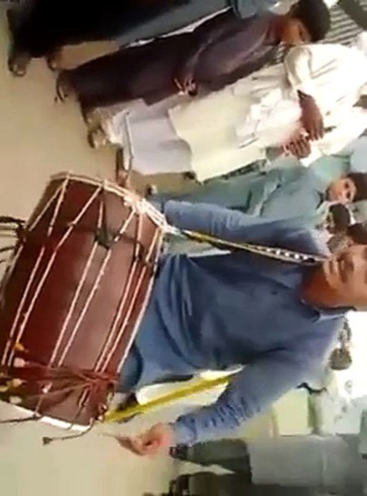 dool wala kasy pagel huta hy dakho (Songworldland)