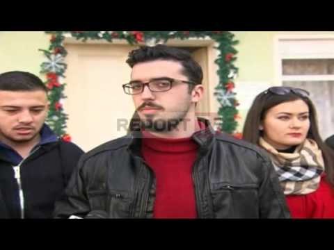 Report TV - Vlorë, një grup studentësh ndihmojnë fëmijët me aftësi të kufizuar