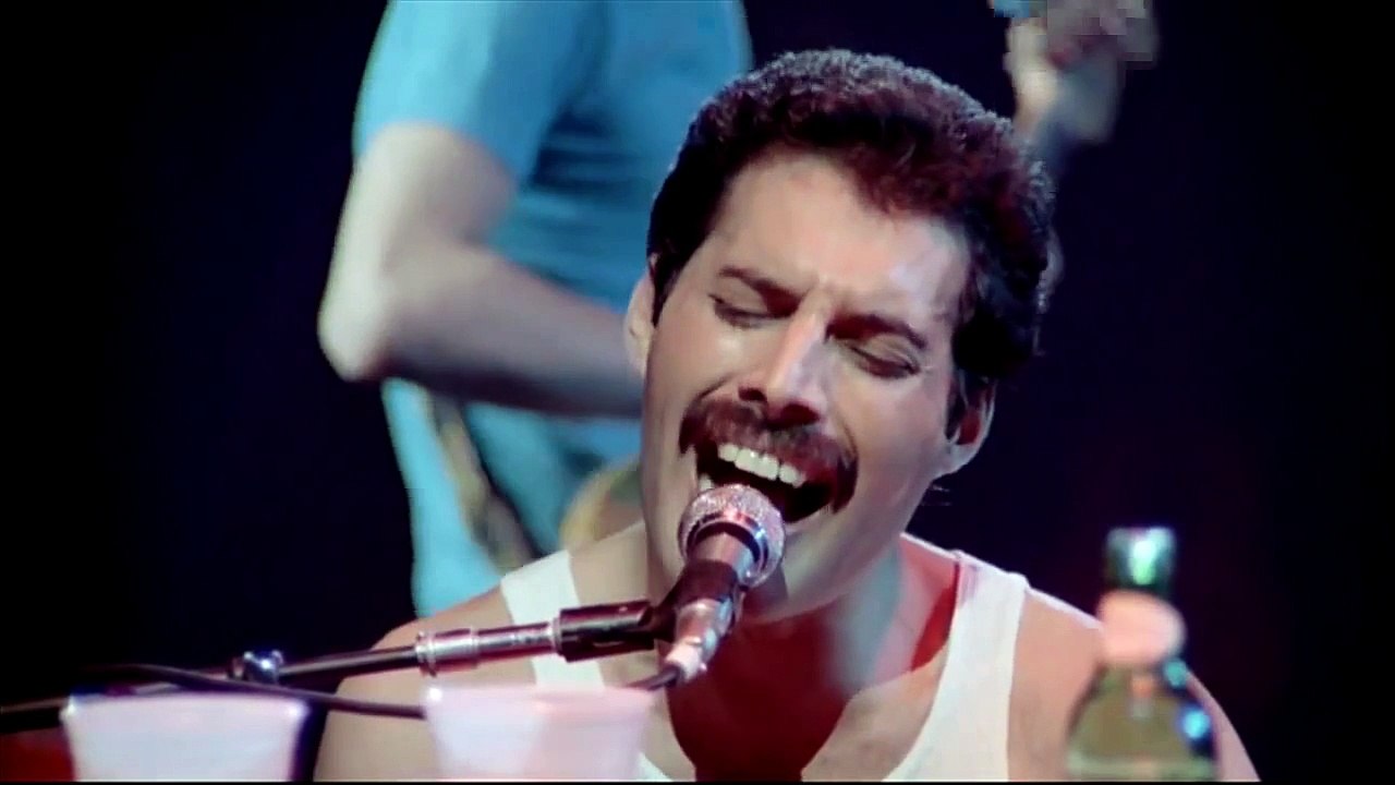 Queen - Killer Queen live in Montreal