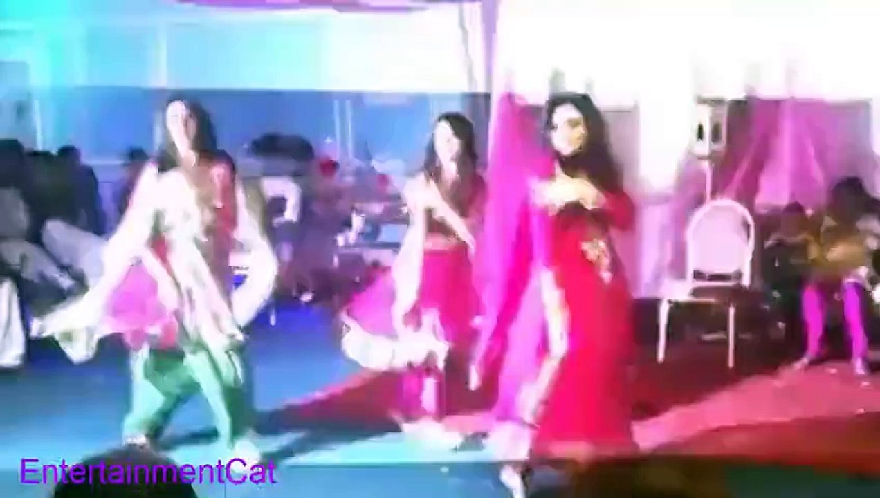 Wedding Mehndi Night Dance  Koela Ho Gai Ry