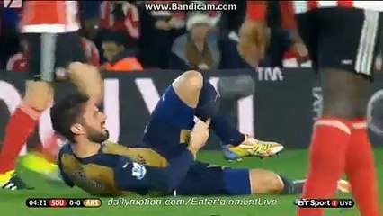 Oliver Giround Gets Injured Southamtpon 0-0 Arsenal PL