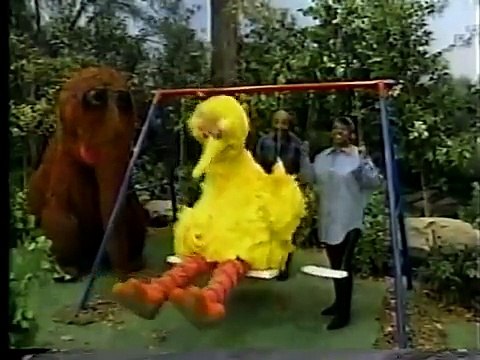 Sesame Street Big Bird Sleeps at Gordon & Susans Apartment