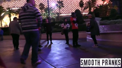 Guy Gets Knocked Out in Vegas Prank