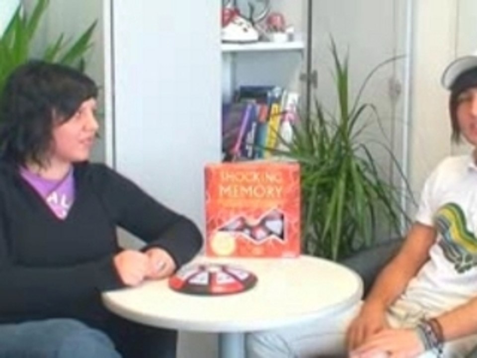 Madillo.tv: shocking memory - lightning reaction