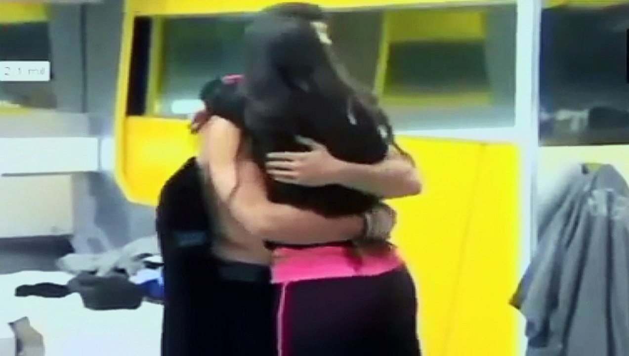 Rossana & Vera - Love me like you do