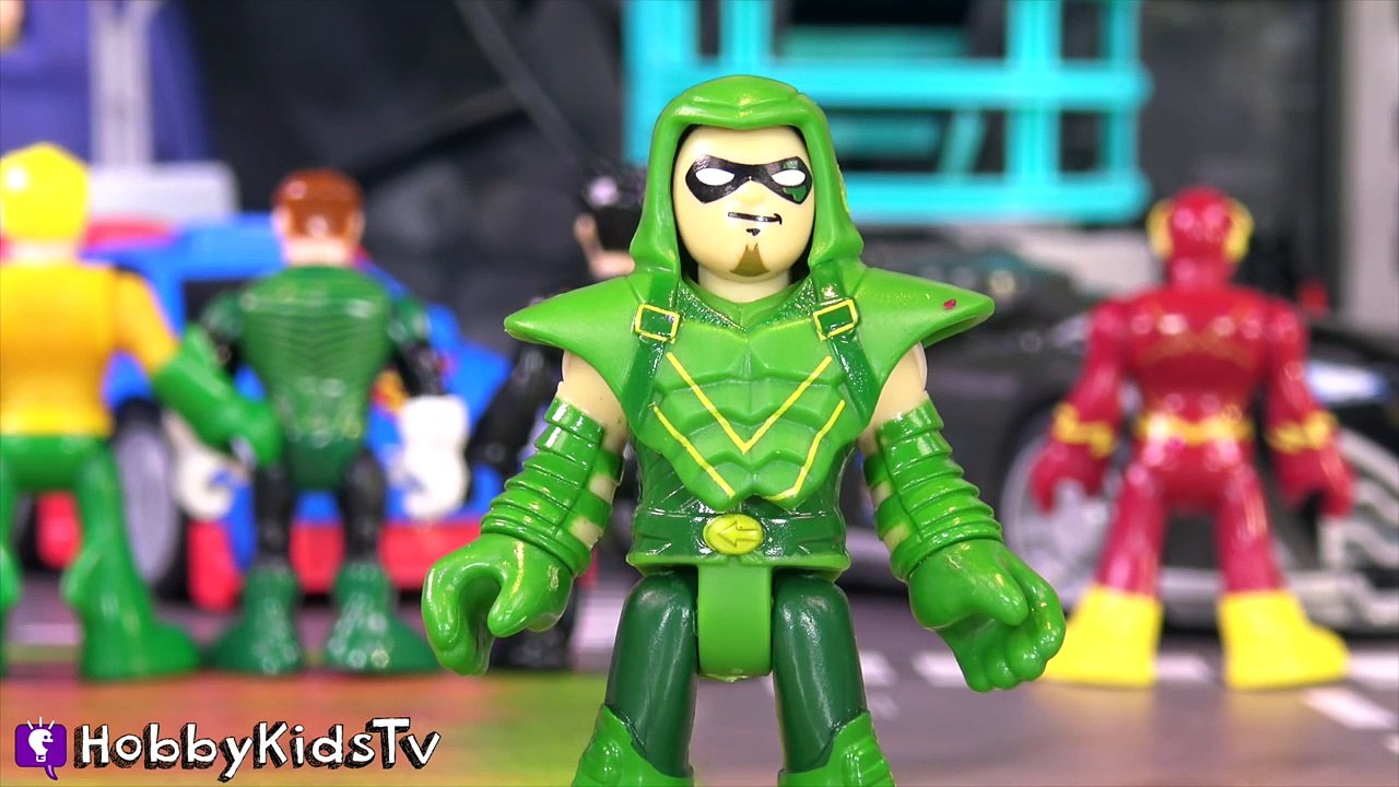 Imaginext SUPERHERO BATTLE Batman + Superman Fight! Villain Box Open Bad Guy Jail By Hobby