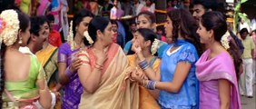 Bommarillu (2006) Telugu - Laaloo darwaaj kaada