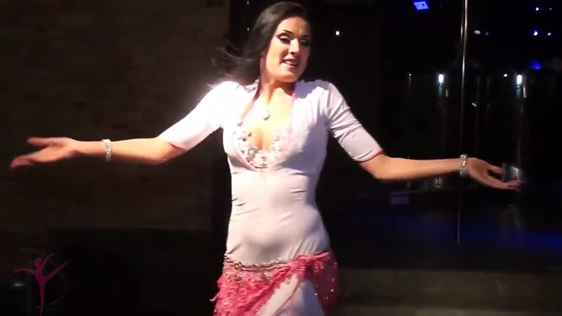 مش صافيناز .رقص شرقي مصري .Hot Belly Dance